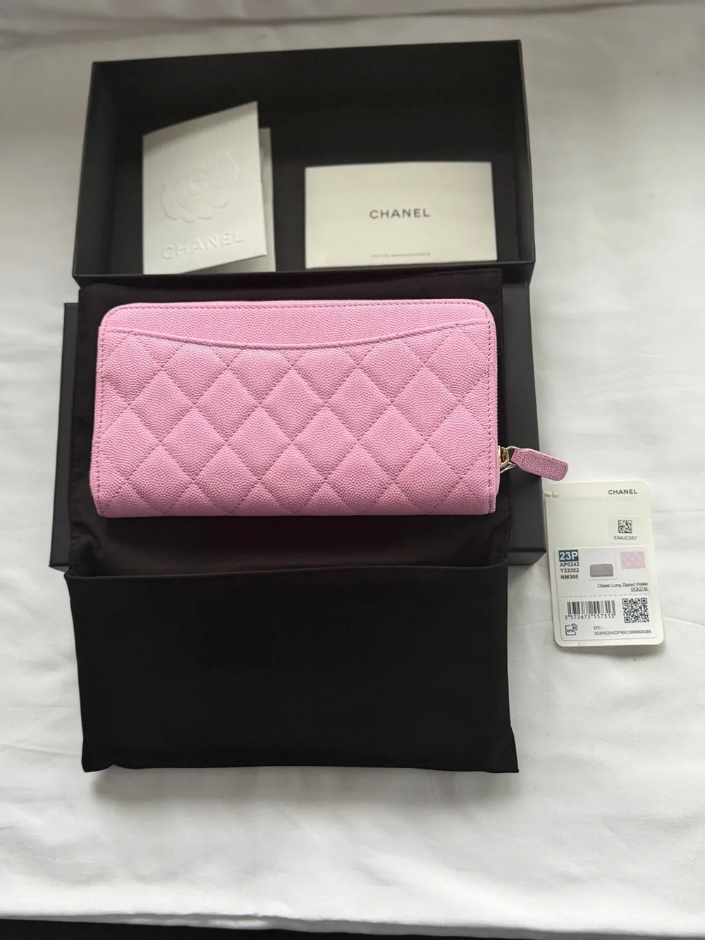 CHANEL classic quilted